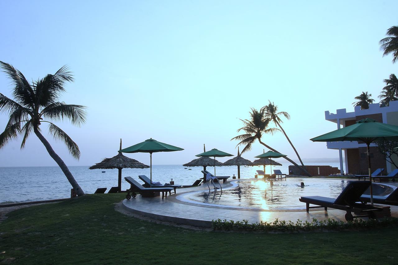 Ocean Place Mui Ne Resort Екстер'єр фото